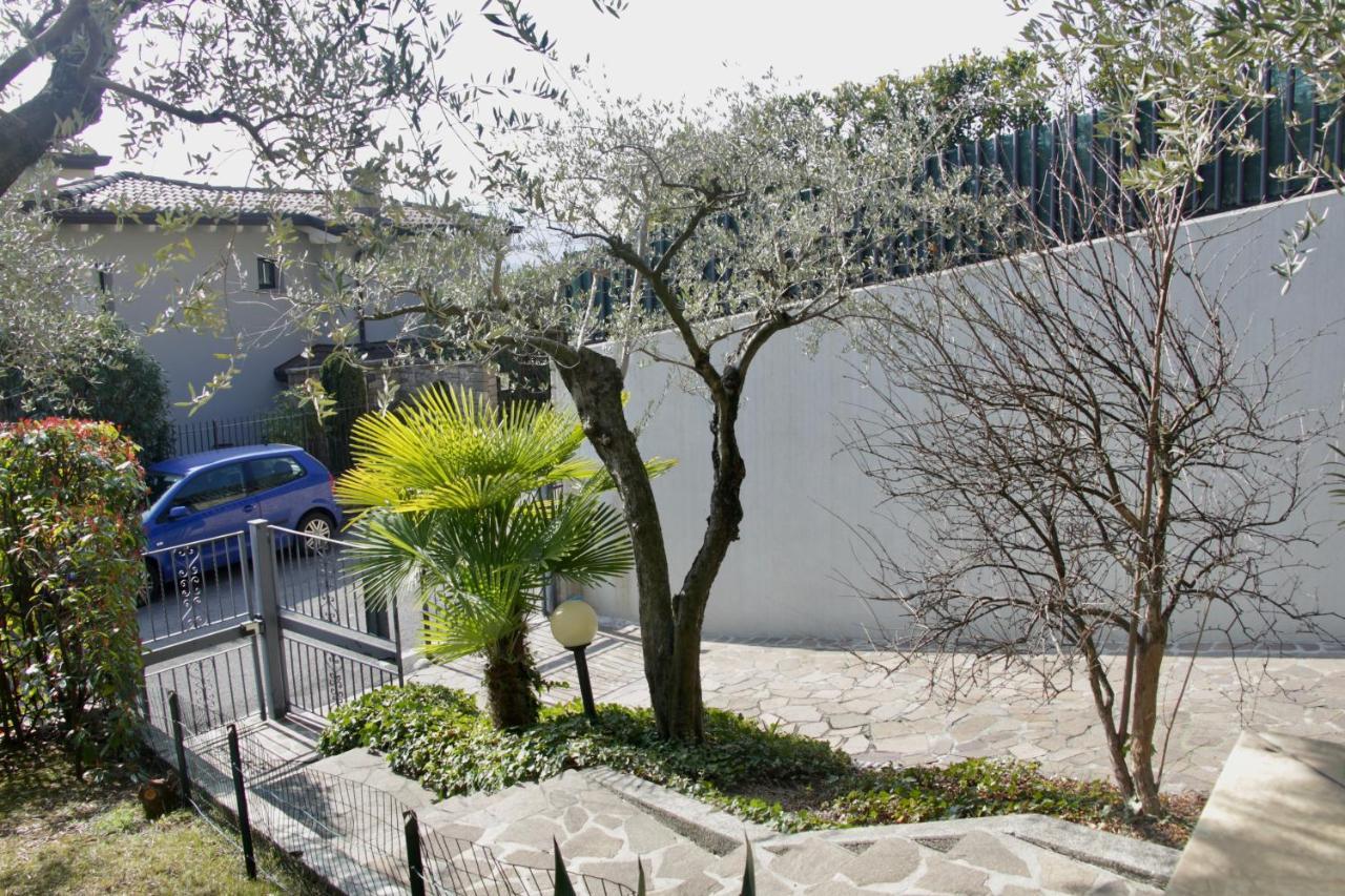 Sarnico Giardino Sul Lago Exterior foto